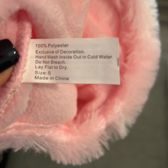 Dress & Outerwear - Picture 15 of 15